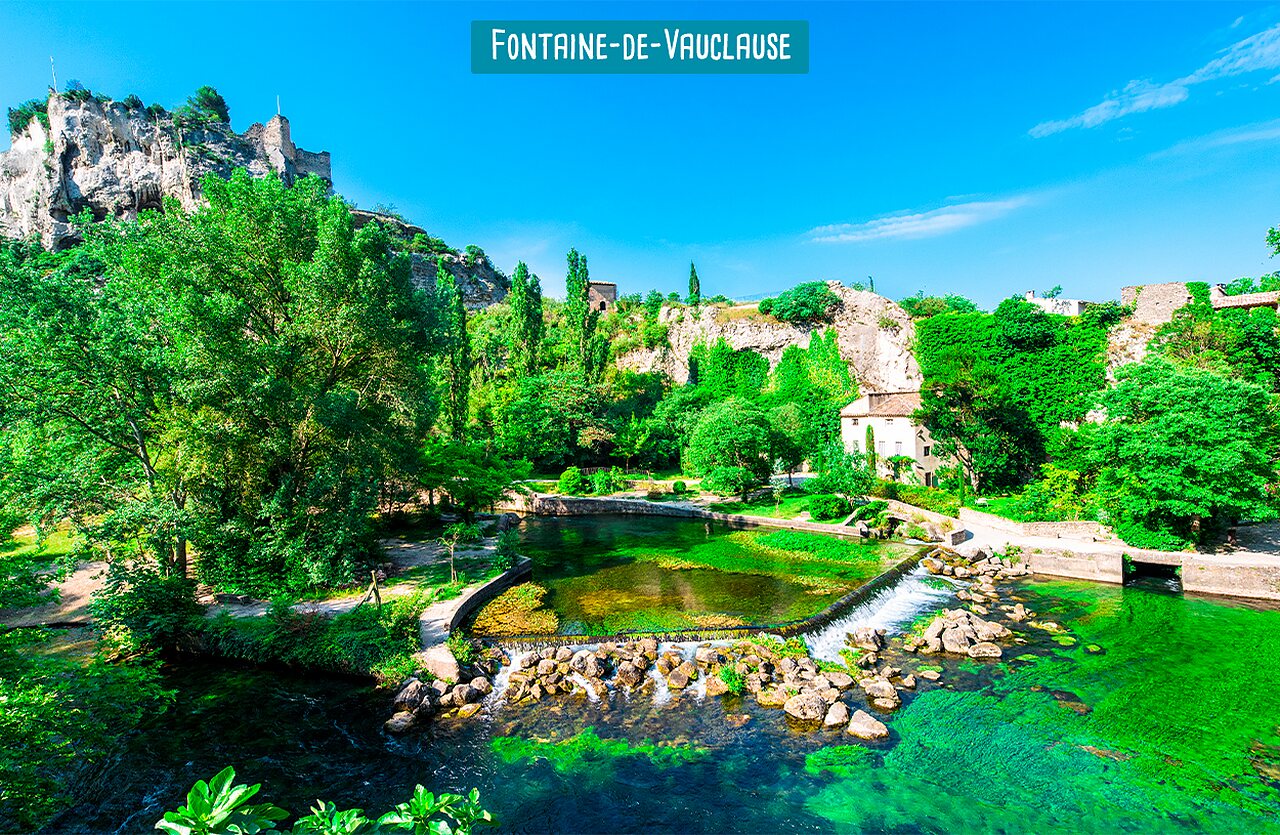 Fontaine-de-Vaucluse, Proven�al village and its spring, a place to visit near the campsite.