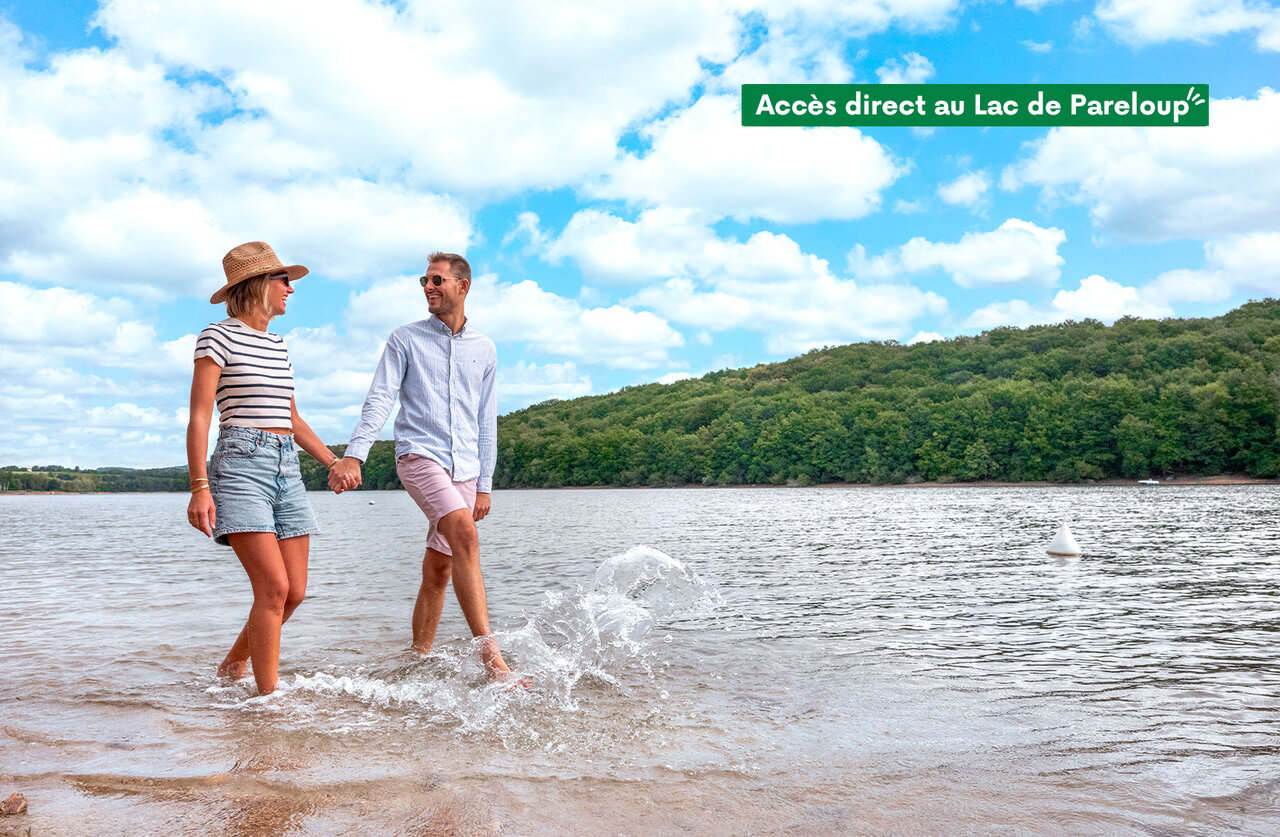 Lake Pareloup, at camping CLICOCHIC Soleil Levant in Canet-de-Salars (12).