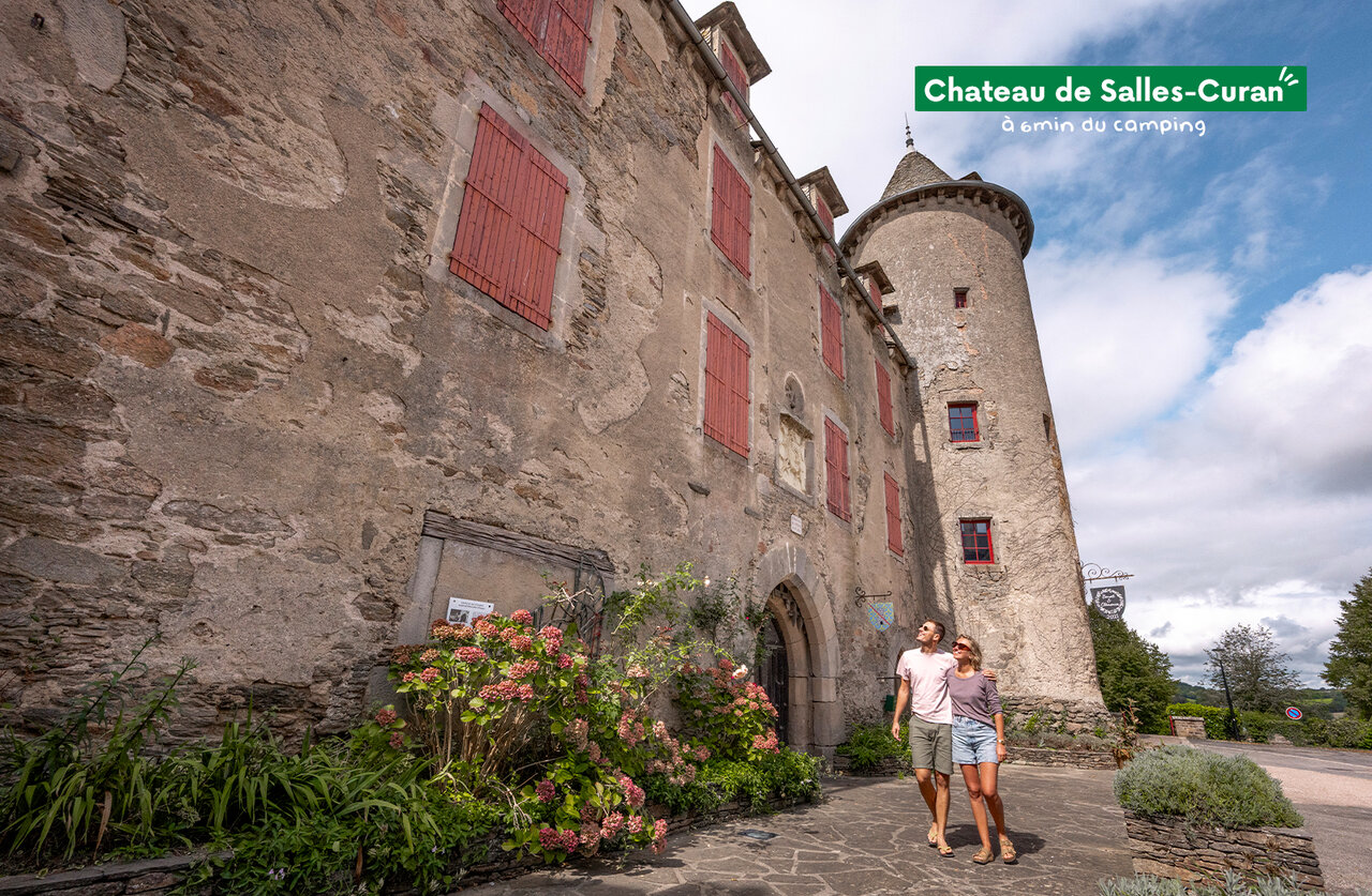 Salles-Curan Castle, historic monument to visit near Salles-Curan, Aveyron.
