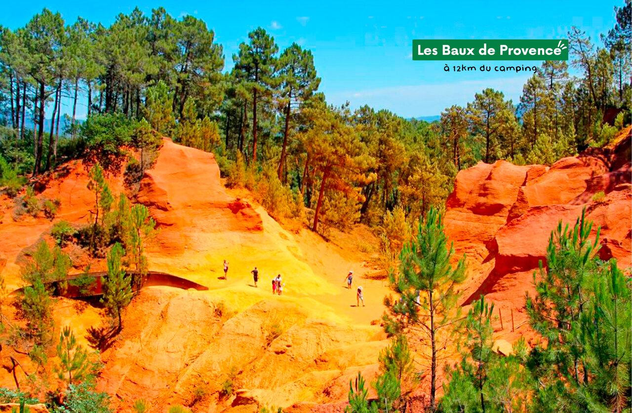 Ochre trail in Les Baux de Provence, an exceptional natural site to visit.