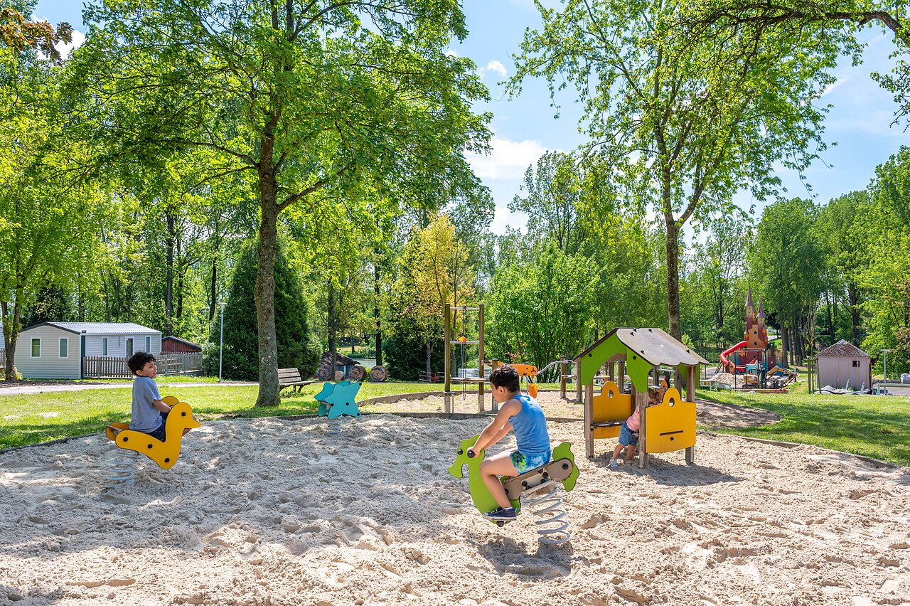 Children's playground, spring riders, sandpit CAPFUN Tensch Jolie.
