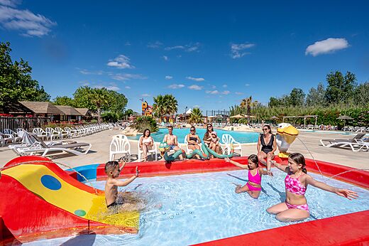 Lagoon pool, children's pool and slide at CAPFUN Teorix MARSEILLAN PLAGE (34).