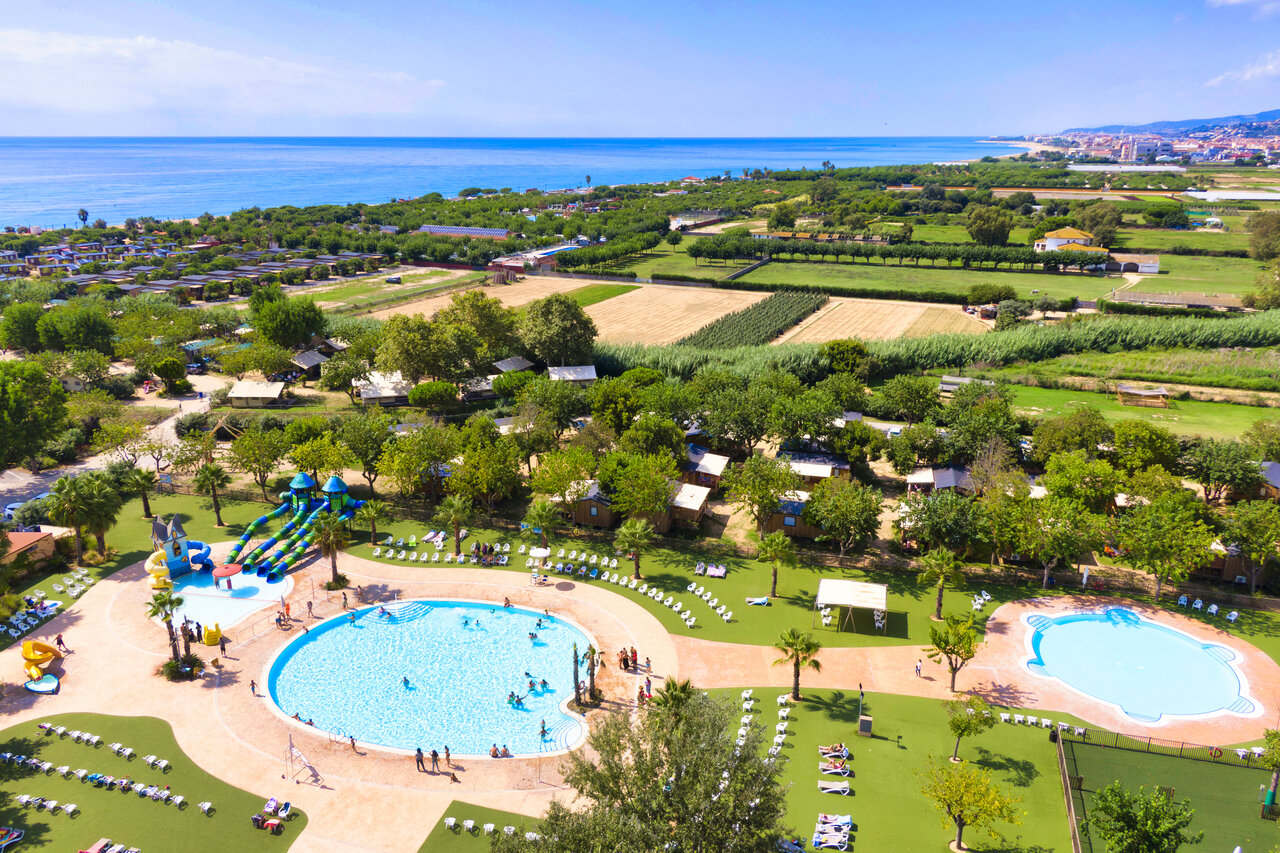 Pools, water slides, and accommodations, aerial view, CAPFUN Tordera-Nacions Malgrat de Mar.