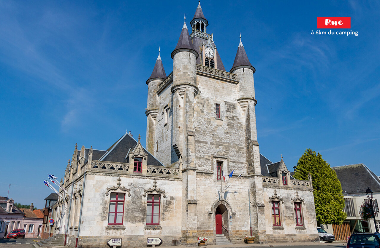 Historic Town Hall of Rue, a place to visit in Picardy.