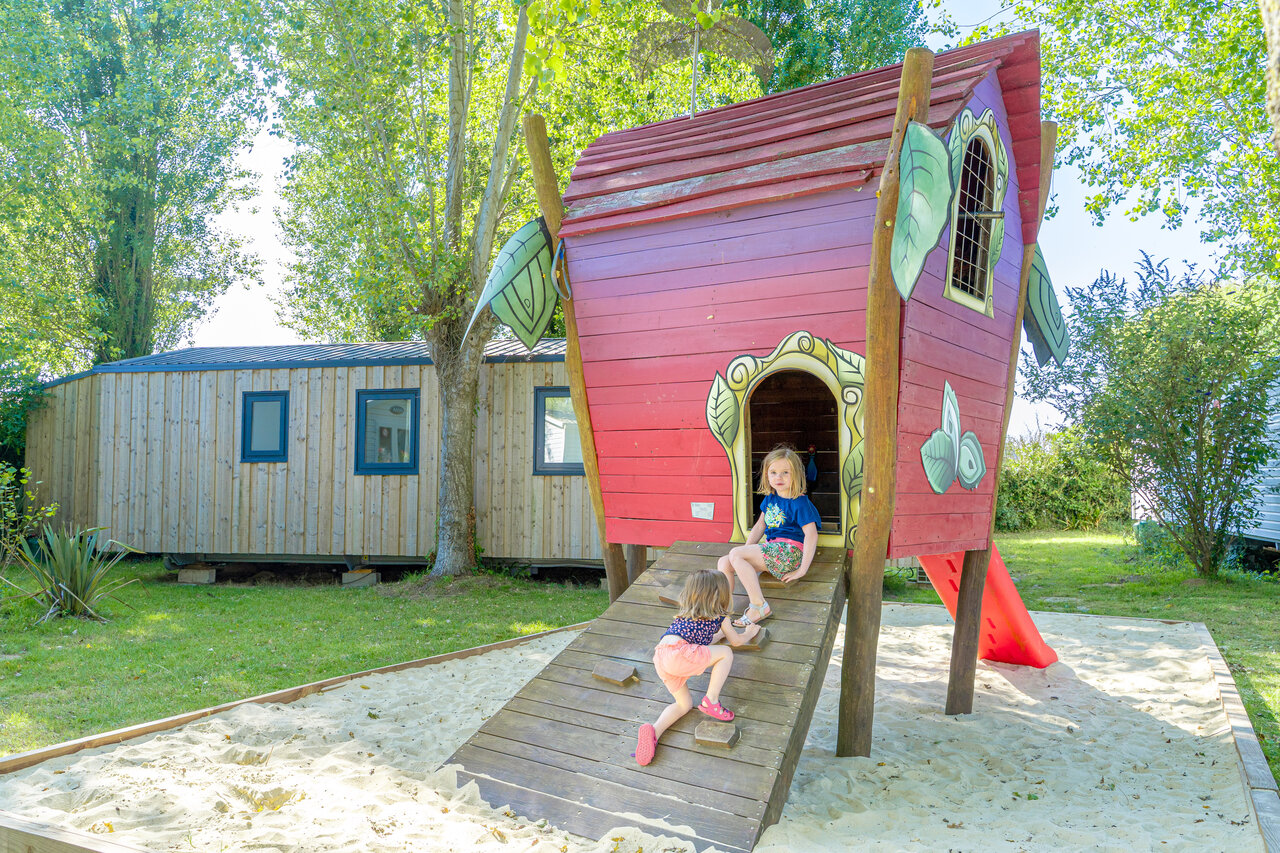 Children's playhouse, Mobil-home at CAPFUN Vikings campsite in Saint Jean de la Rivi�re.