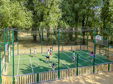 Children's multi-sport court at CAPFUN Zagarella campsite, LONGEVILLE SUR MER (85).